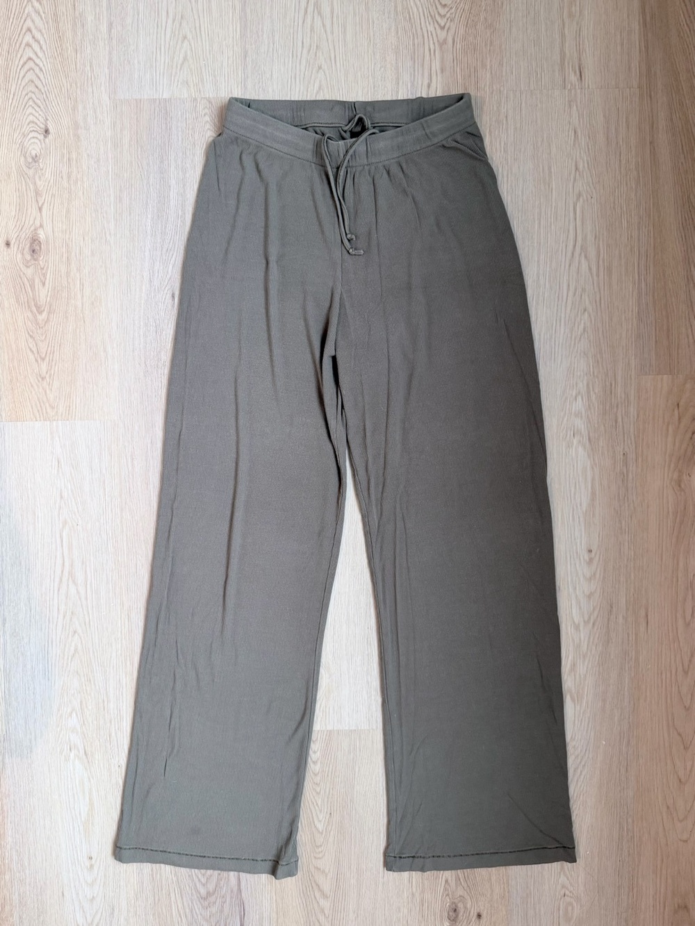 SKIMS Army Green Relaxed Wide-Leg Lounge Pants